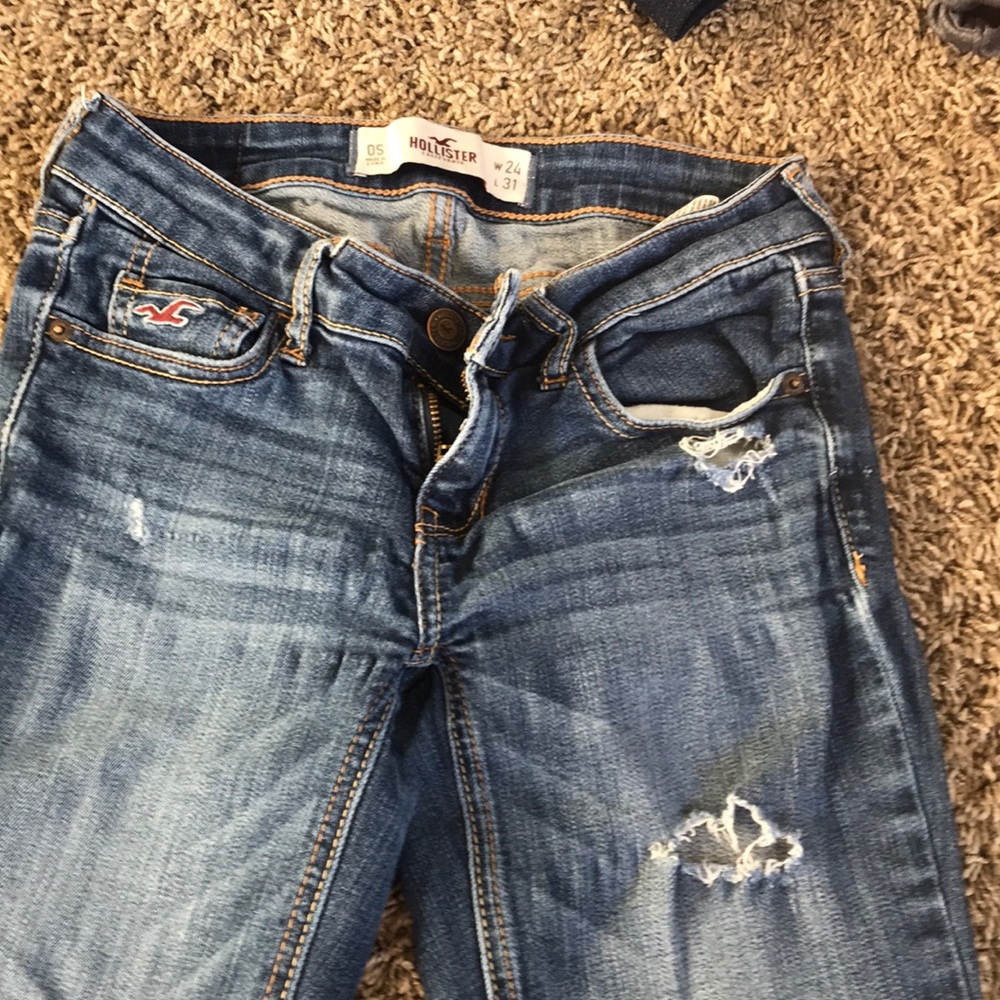 Hollister Medium wash jeans